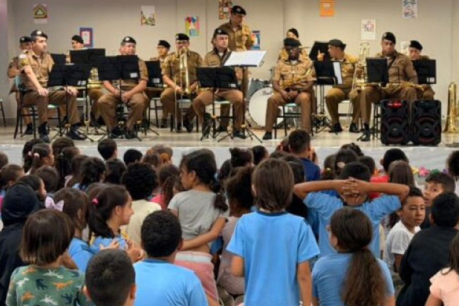 foto-escola-municipal-prof-julio-bonazzi-celebra-40-anos-de-historia-e-dedicacao-a-educacao-27-02-26