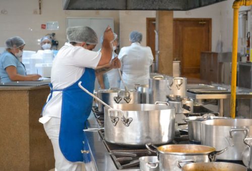 foto-festa-da-primavera-arrecadara-recursos-para-a-cozinha-da-santa-casa-18-09-25