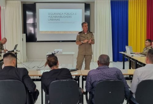 foto-forcas-de-seguranca-orgaos-municipais-e-poder-legislativo-definem-acoes-conjuntas-para-combate-as-desordens-sociais-10-05-25