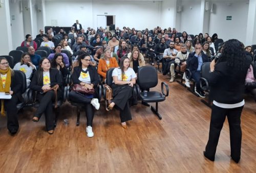 foto-formacao-aborda-revelacao-espontanea-de-criancas-e-adolescentes-vitimas-ou-testemunhas-de-violencia-23-05-25
