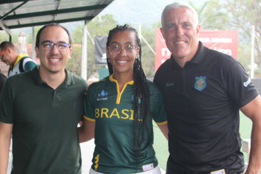 foto-homenagem-lindsay-cricket-01-04-25