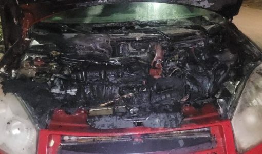 foto-incendio-em-veiculo-mobiliza-corpo-de-bombeiros-na-rua-coronel-virgilio-silva-10-04-26