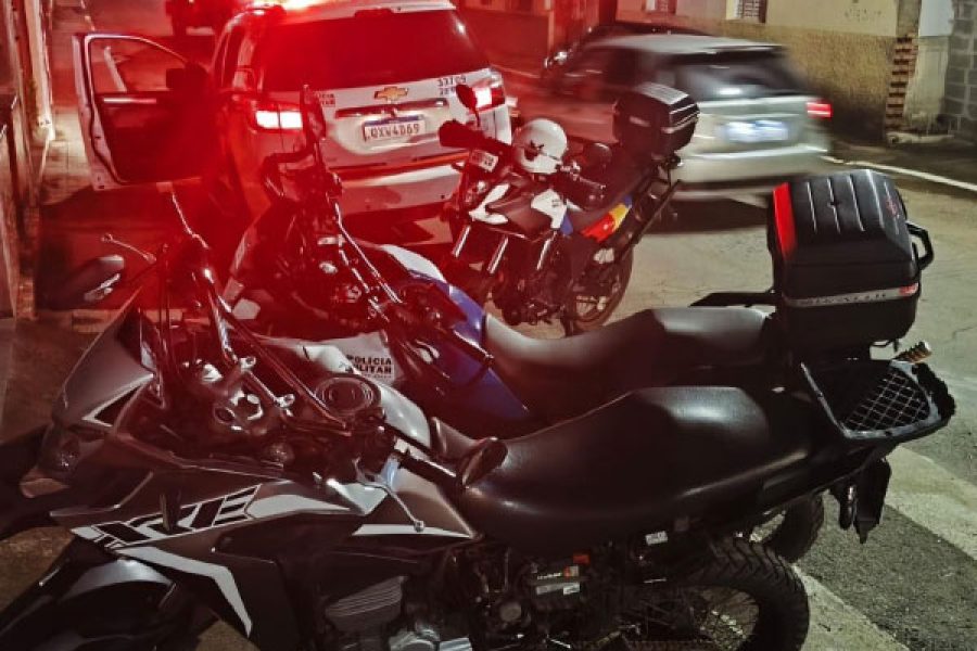 foto-jovem-e-preso-por-adulteracao-de-veiculo-direcao-perigosa-e-receptacao-em-andradas-10-03-26