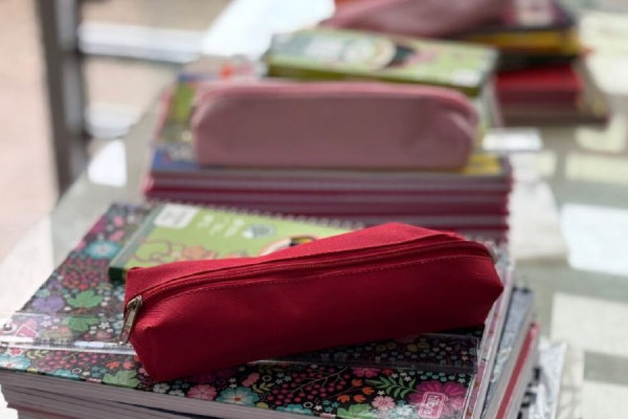 foto-kits-escolares-19-01-2026