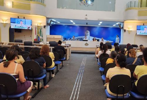 foto-lei-que-integra-professores-da-educacao-infantil-ao-magisterio-e-tema-de-debate-na-camara-31-03-26