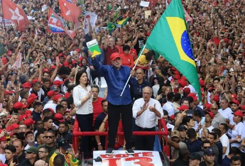 foto-lula-reeleito-25-10-2026