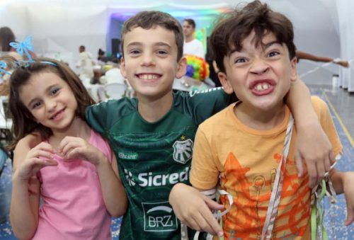 foto-matine-da-caldense-reune-familias-e-resgata-a-essencia-do-carnaval-em-clima-de-seguranca-e-alegria-1602-26