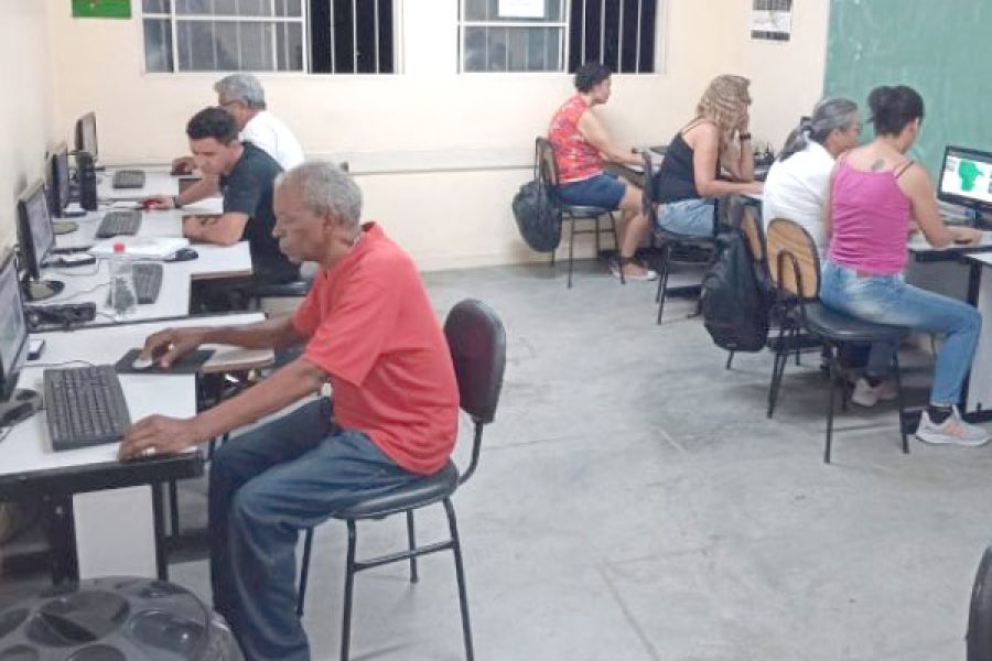 foto-educacao-matriculas-04-02-2026