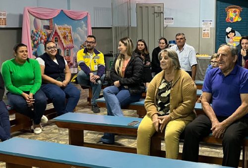 foto-moradores-participam-da-5a-edicao-do-cafe-com-campestrinho-em-divinolandia-08-05-25