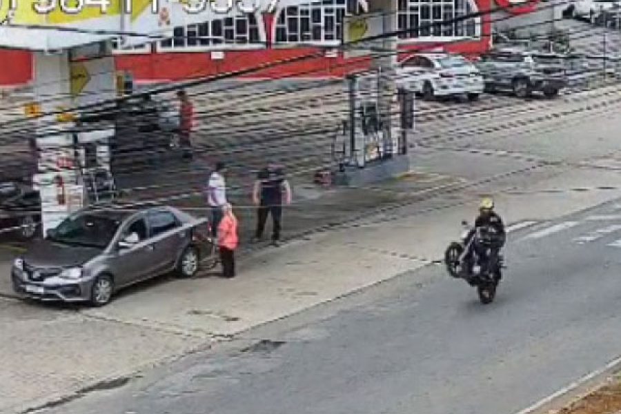 foto-motociclista-irregularidade-30-10-2025