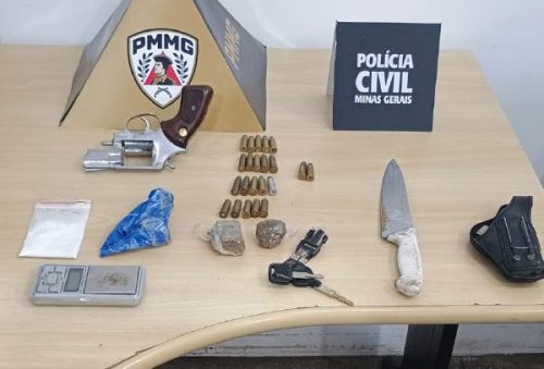 foto-operacao-conjunta-entre-pm-e-policia-civil-apreende-arma-drogas-e-veiculos-em-pocos-de-caldas-09-05-26