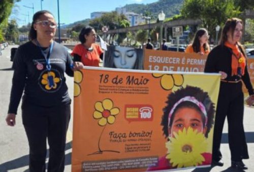 foto-passeata-destaca-combate-ao-abuso-infantil-em-pocos-19-05-25
