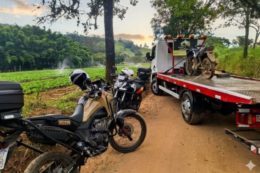 foto-pm-apreende-moto-com-chassi-suprimido-e-motor-adulterado-no-capao-do-mel-em-andradas-20-04-26