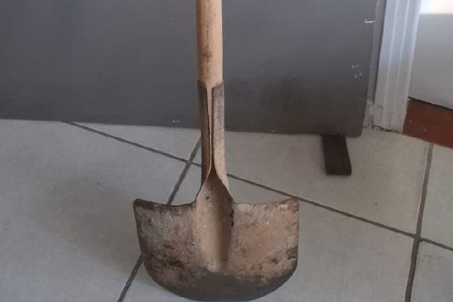 foto-pm-prende-homem-em-flagrante-por-agressao-com-pa-na-zona-rural-de-andradas-05-05-26