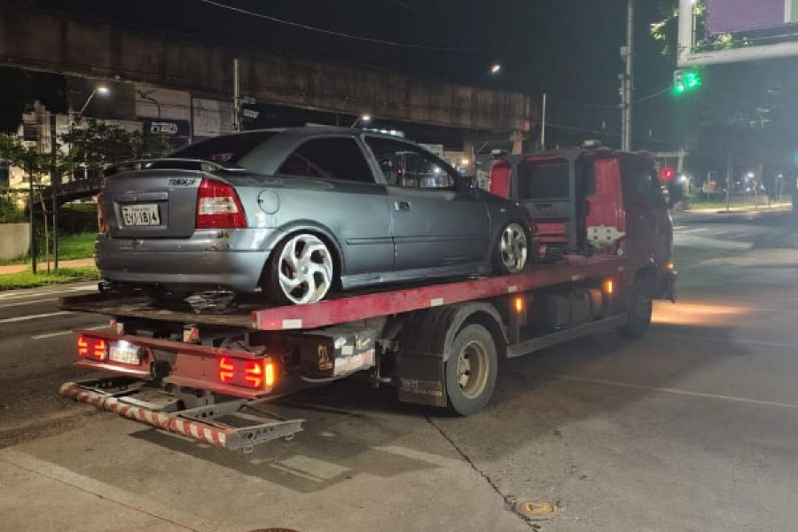 foto-pm-prende-motorista-por-embriaguez-e-remove-veiculo-durante-operacao-carnaval-16-02-26