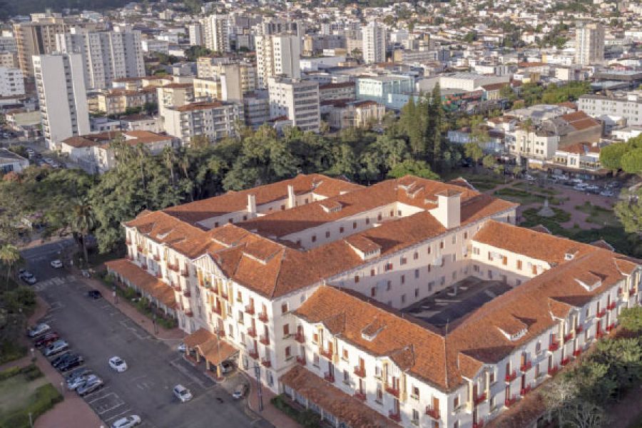 foto-pocos-153-anos-06-11-2025