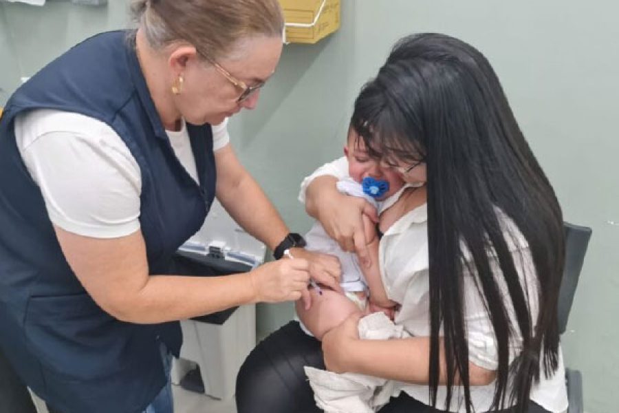 foto-dia-d-multivacinacao-21-10-2025