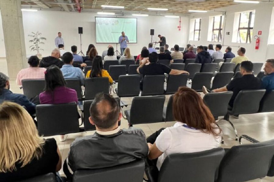 foto-desburocratizacao-redesimlivre-09-10-2025