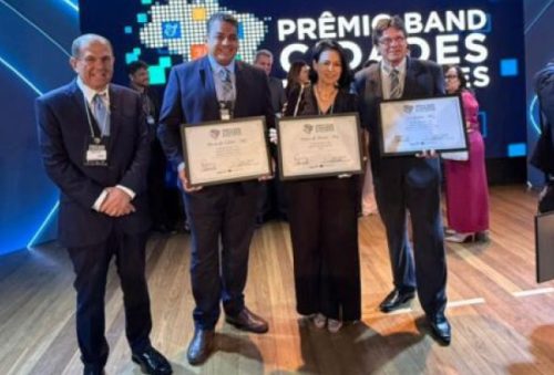 foto-premio-cidades-excelentes-12-12-2025