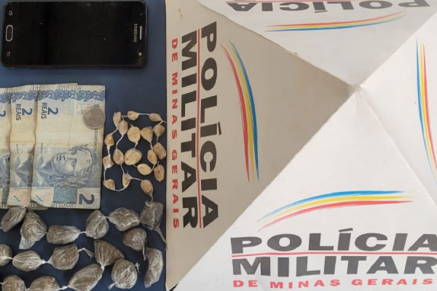 foto-policia-militar-apreende-menor-por-trafico-de-drogas-na-avenida-joao-pinheiro-16-10-25