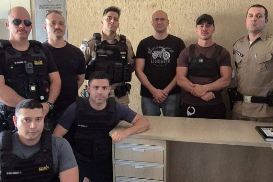 foto-policia-militar-prende-envolvidos-em-trafico-de-drogas-em-cabo-verde-25-08-25