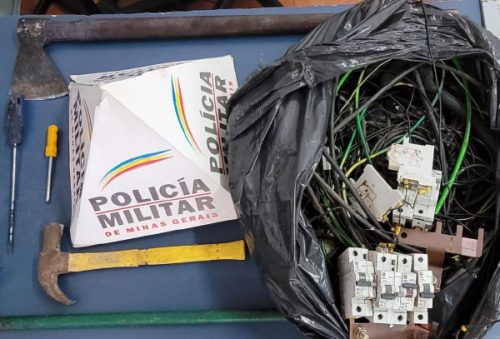 foto-policia-militar-prende-homem-em-flagrante-por-furto-de-fios-e-ferramentas-na-zona-oeste-28-05-25