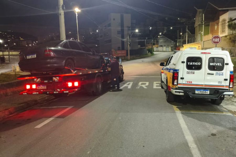 Foto: Divulgação 

📢 Edição digital e impressa do Mantiqueira – sábado, 27 de setembro de 2025 

🌱 Prefeitura decreta intervenção administrativa na Fundação Jardim Botânico 
 A administração municipal assume temporariamente a gestão da Fundação para garantir a continuidade dos serviços e ajustes administrativos. 

🚔 Polícia Civil prende suspeito de tráfico em Poços 
 A operação resultou na apreensão de grande quantidade de drogas e reforça o combate ao crime organizado na cidade. 

🏋️ Orgulho poços-caldense no esporte 
 Atleta local conquista o Campeonato Sul-Americano de Powerlifting e Supino, levando o nome de Poços de Caldas ao pódio internacional. 

👉 Confira a edição Foto: Divulgação