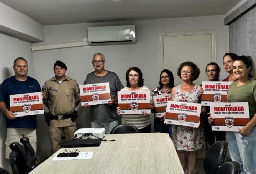 foto-policia-militar-realiza-reuniao-de-instalacao-da-rede-de-vizinhos-protegidos-em-andradas-27-03-26