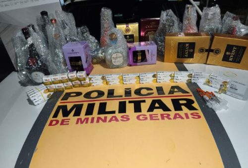 foto-policia-militar-rodoviaria-apreende-r-250-mil-em-mercadorias-durante-fiscalizacao-21-10-26