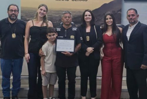 foto-policial-civil-e-homenageado-em-andradas-24-04-26