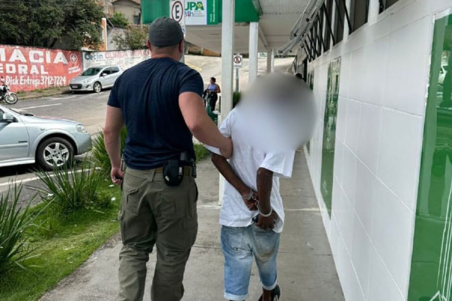 foto-policial-civil-furto-23-02-2026