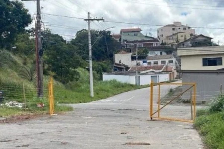 foto-portao-beira-linha-26-03-2026