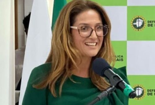 foto-posse-historica-no-interior-marca-inicio-da-gestao-de-caroline-loureiro-goulart-teixeira-a-frente-da-defensoria-mineira-10-04-26