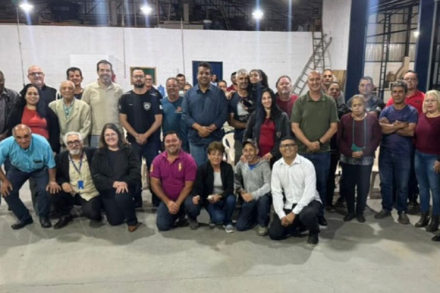 foto-prefeito-reuniao-13-11-2025