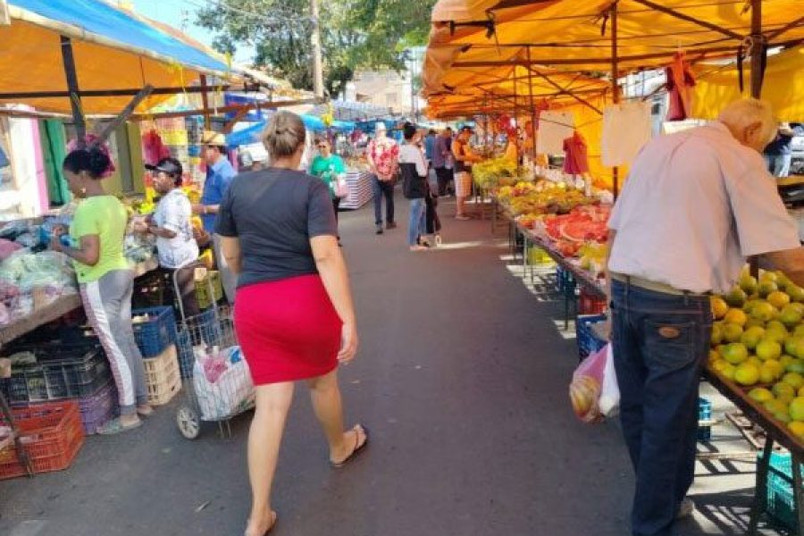 foto-prefeitura-abre-cadastro-de-reserva-para-preenchimento-de-vagas-nas-feiras-livres-27--5-26