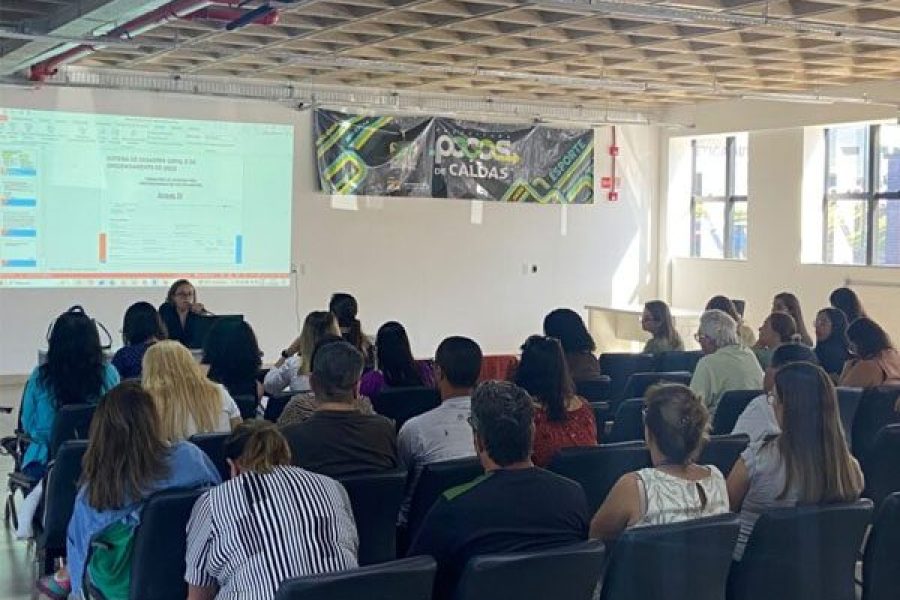 foto-prefeitura-abre-espaco-para-apresentacao-de-ideias-para-execucao-em-2027-20-08-26