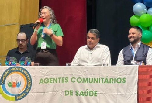 foto-prefeitura-anuncia-novo-concurso-publico-e-entrega-tablets-no-2o-encontro-dos-agentes-comunitarios-de-saude-09-10-26