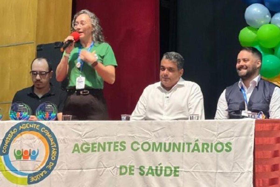 foto-prefeitura-anuncia-novo-concurso-publico-e-entrega-tablets-no-2o-encontro-dos-agentes-comunitarios-de-saude-09-10-26