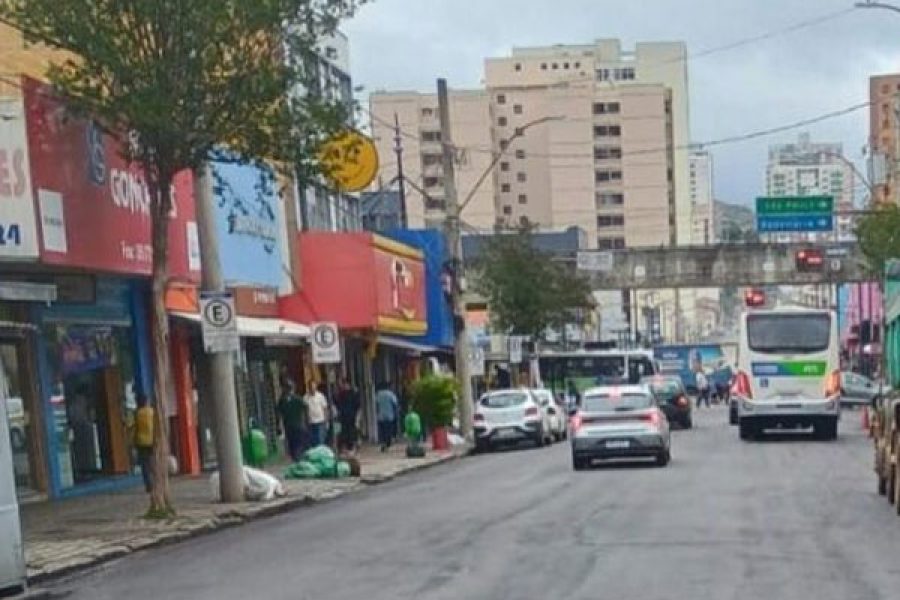 foto-recapeamento-rua-assis-31-10-2025