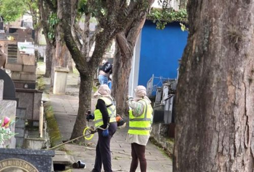 foto-prefeitura-realiza-mutirao-de-limpeza-para-o-dia-de-finados-0-10-26