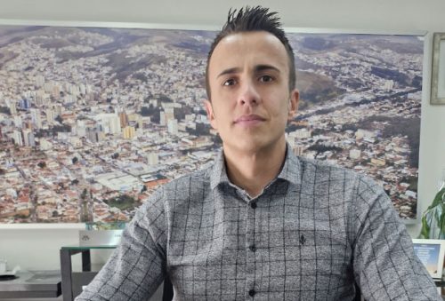 foto-presidente-duglas-dofu-06-11-2025