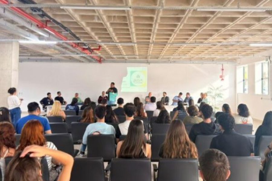 foto-prgrama-estagio-01-04-26