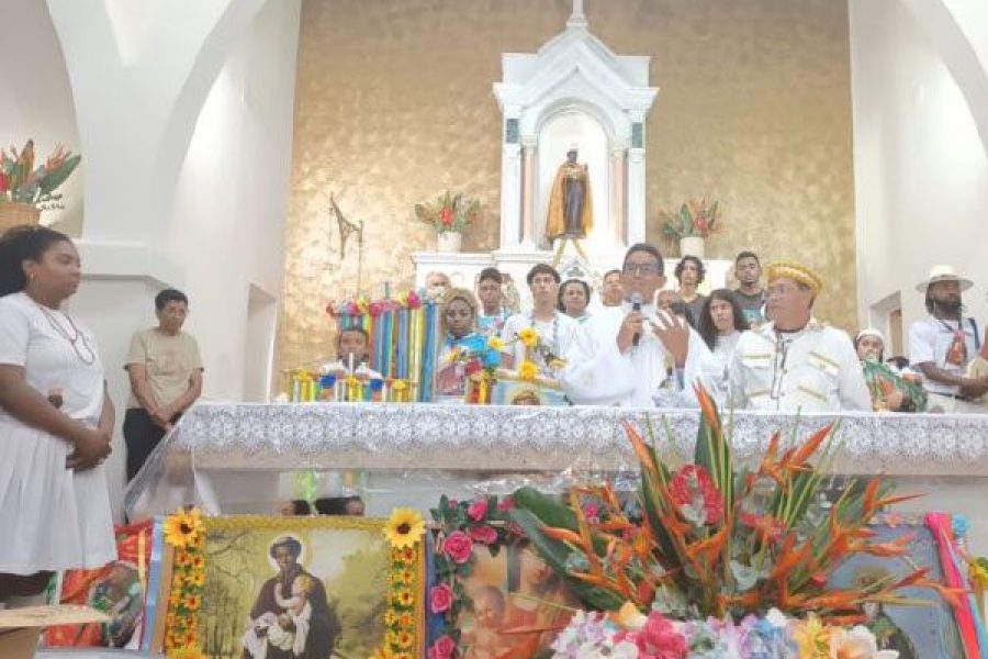 foto-programacao-cultural-da-festa-de-sao-benedito-tem-inicio-com-a-abertura-da-capela-de-santa-cruz-e-subida-dos-mastros-04-05-26