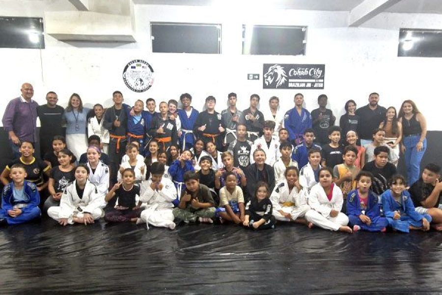 foto-projeto-cohab-city-transforma-vidas-com-esporte-educacao-e-cultura-na-zona-sul-28-03-26