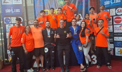 foto-projeto-eden-promove-inclusao-social-atraves-do-jiu-jitsu-no-bairro-das-floreso28-03-26