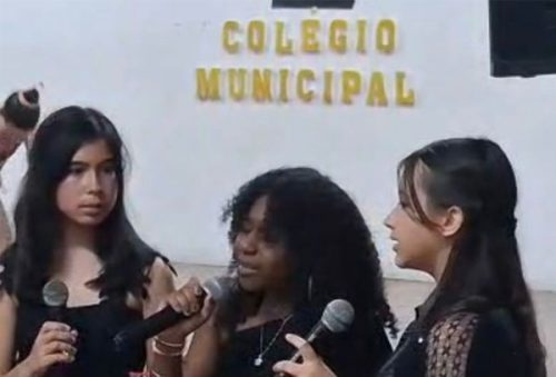 foto-projeto-educacao-antirracista-emociona-com-performance-no-colegio-municipal-dr-jose-vargas-de-souza-15-10-25