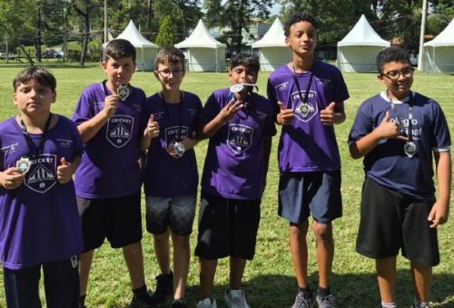 foto-projetos-de-cricket-reunem-mais-de-400-criancas-em-competicao-entre-projetos-30-04-26