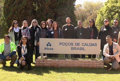 foto-representantes-da-oab-pocos-de-caldas-visitam-alcoa-01-07-66