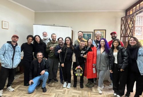 foto-reuniao-alinha-trabalho-dos-profissionais-de-artes-cenicas-que-vao-atuar-no-fet-2025-29-05-25