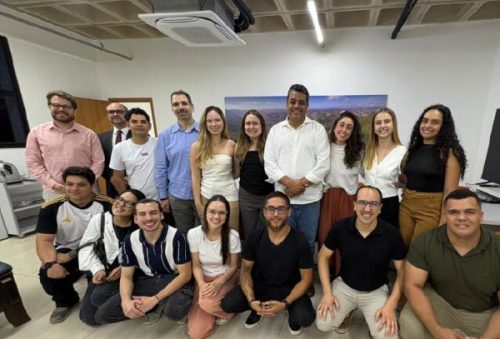 foto-reuniao-movimento-estudantil-17-10-2025